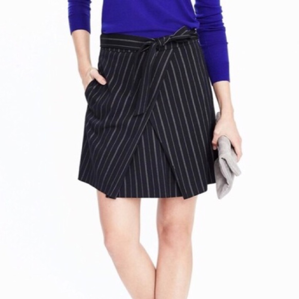 New! Banana Republic Tie-Waist Pinstripe Skirt
